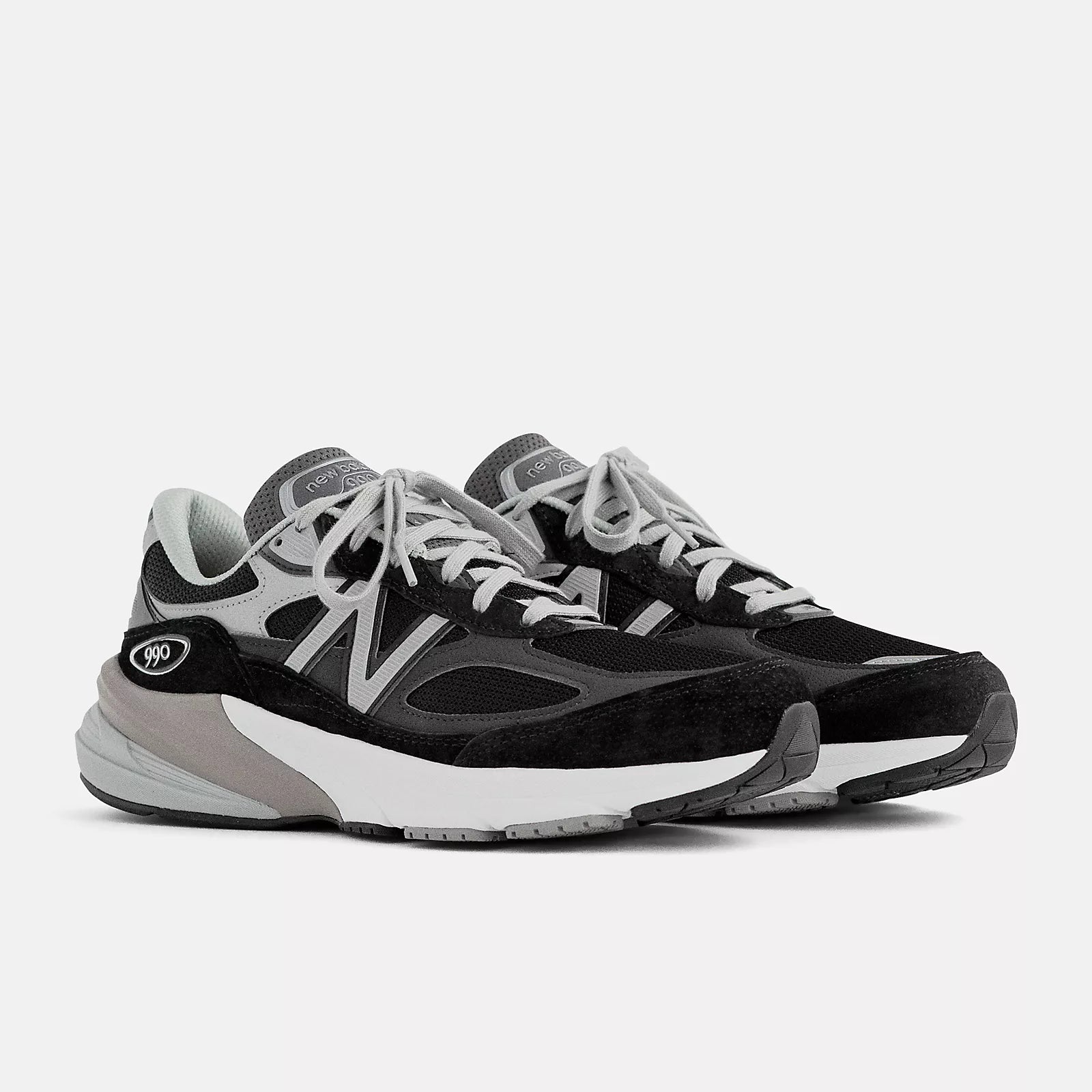New Balance 990v6