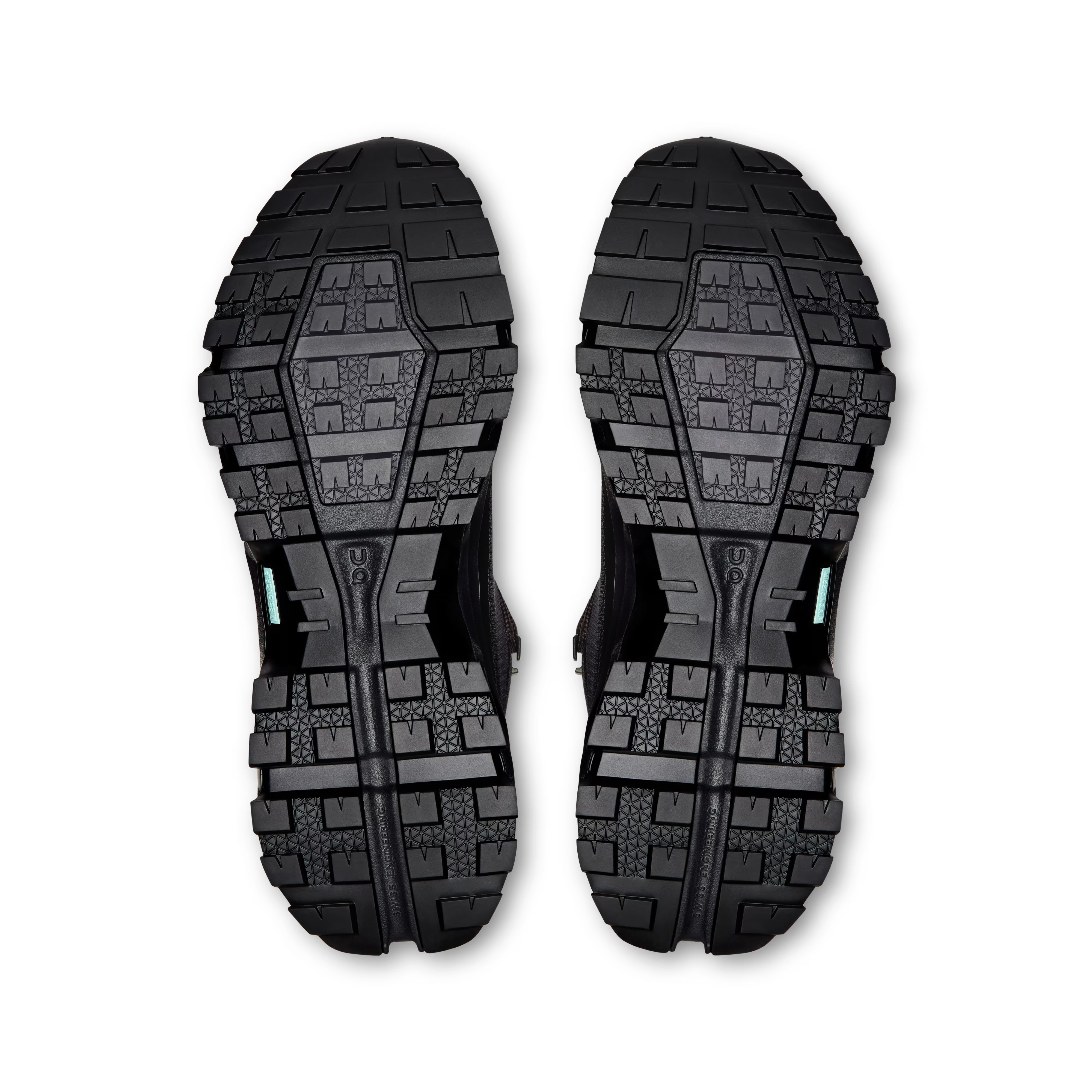 On Cloudrock Mid Waterproof