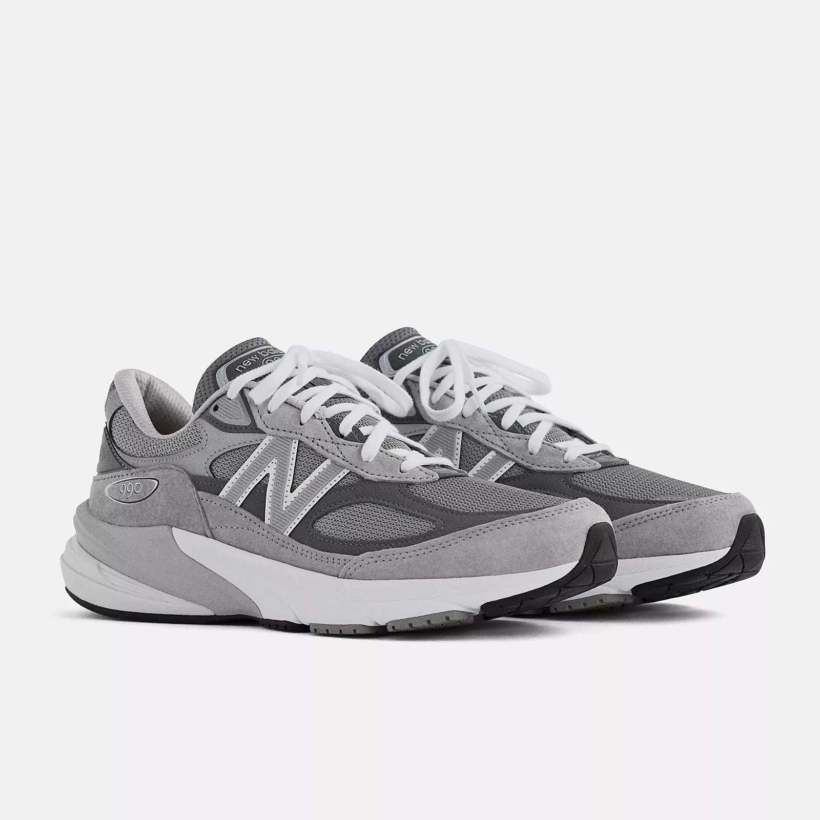 New Balance 990v6